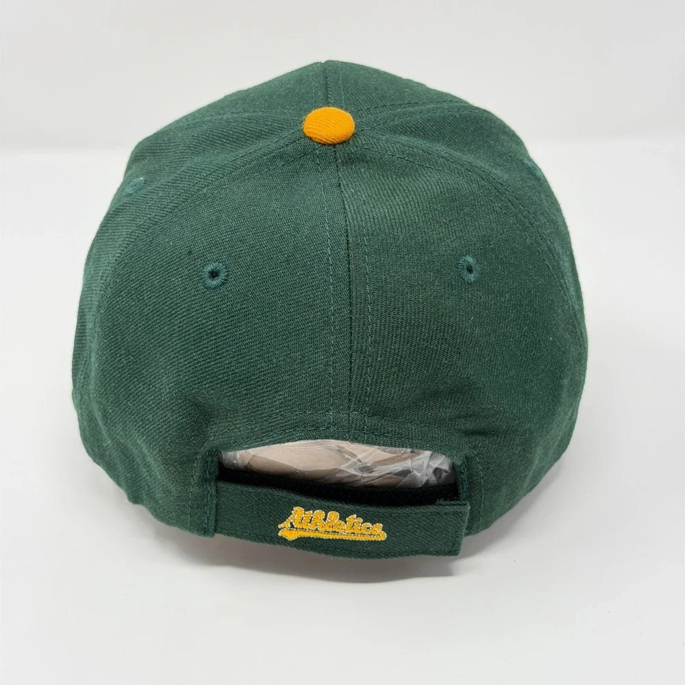 Oakland Athletics Signed Baseball‎ Cap Comcast Promo Green Gold One Size